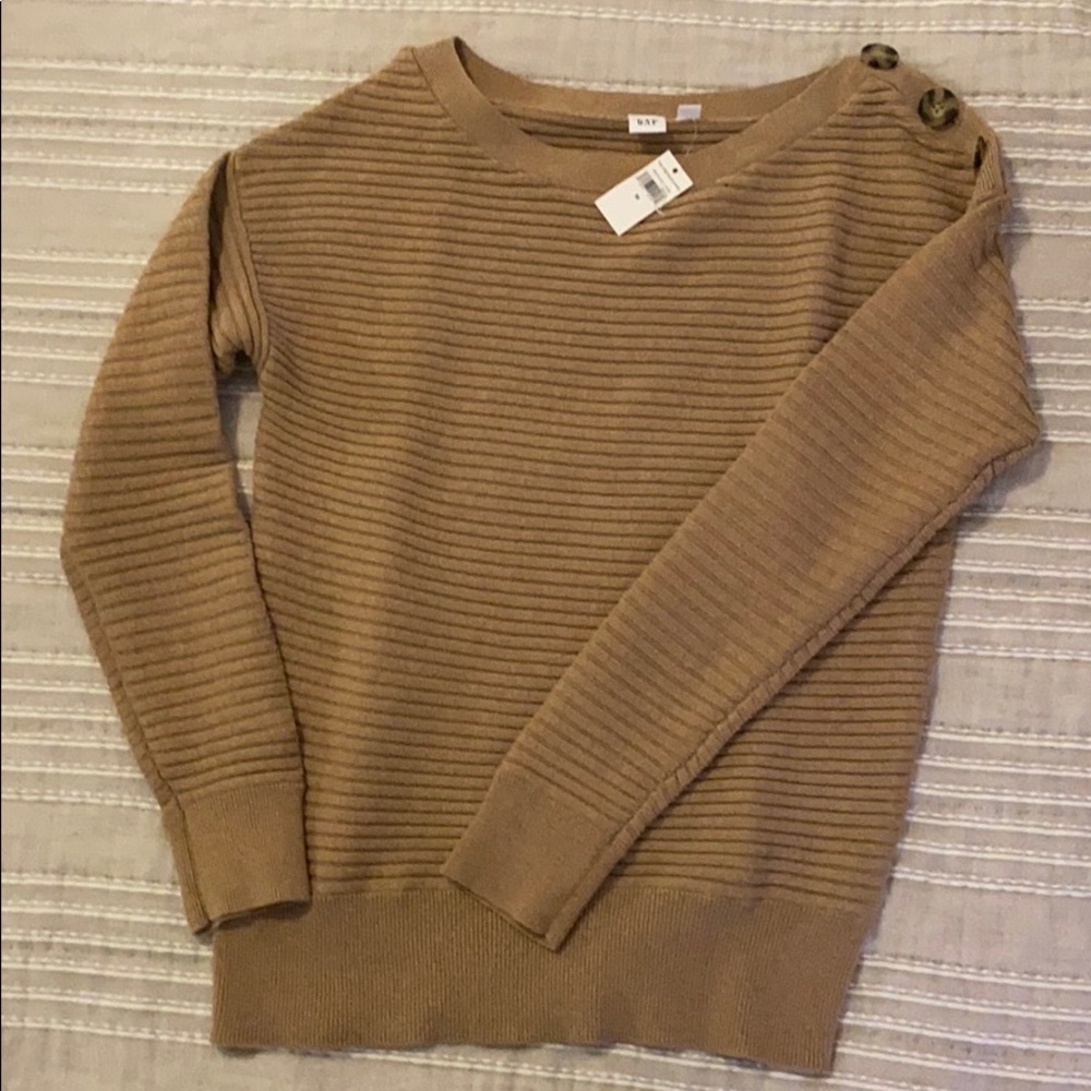 Gap camel sweater